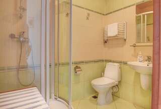 Проживание в семье Villa Venus Кудова-Здруй Двухместный номер с 2 отдельными кроватями и ванной комнатой-21
